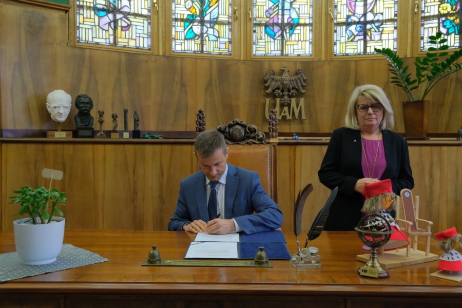 Podpisanie porozumienia. Fot. Przemysław Stanula