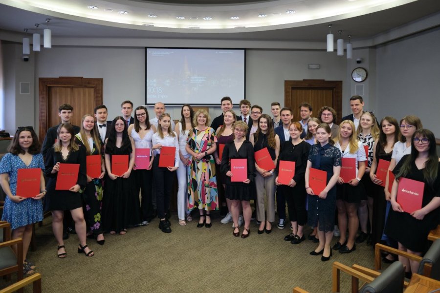 Rozdano nagrody w konkursie Santander Społecznik Roku. Fot. Władysław Gardasz